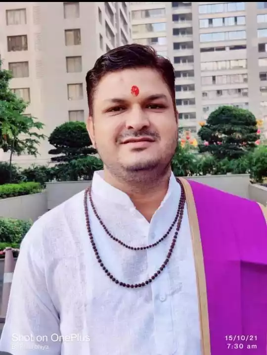 Aacharya Gajendra Shastri 